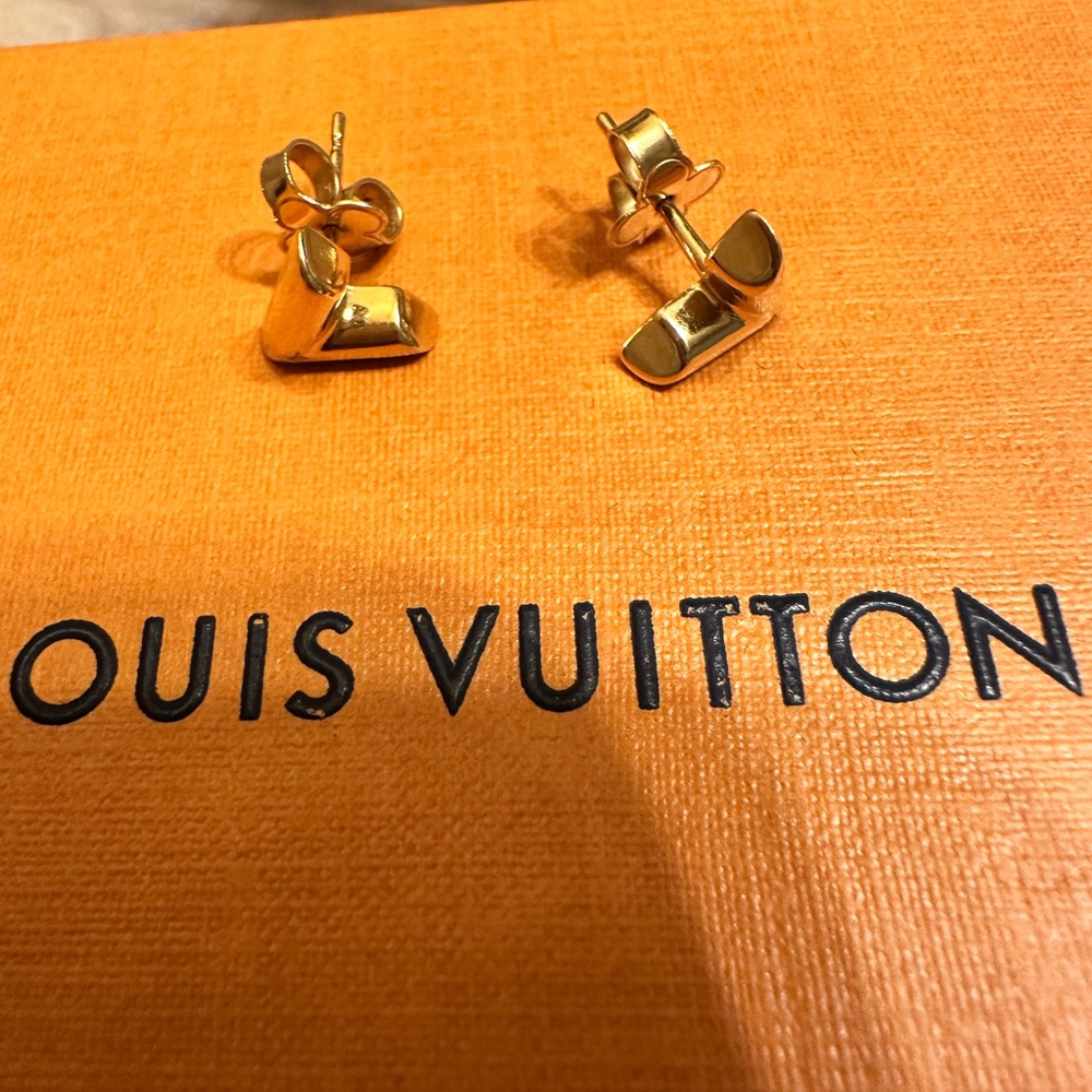 Louis Vuitton Gold Geometric Earrings